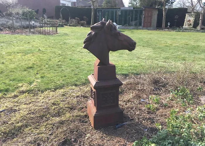 Or Nearby Roermond Outlet シャレー *