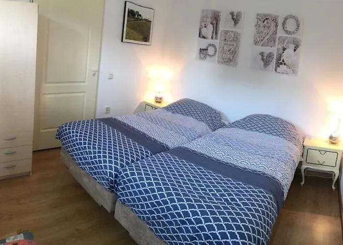 Or Nearby Roermond Outlet Chalet Stevensweert