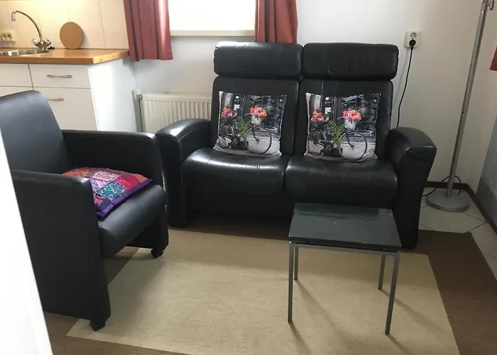 シャレー Or Nearby Roermond Outlet