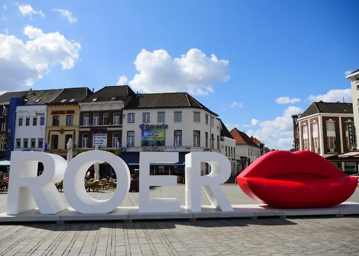 Σαλέ Or Nearby Roermond Outlet Stevensweert