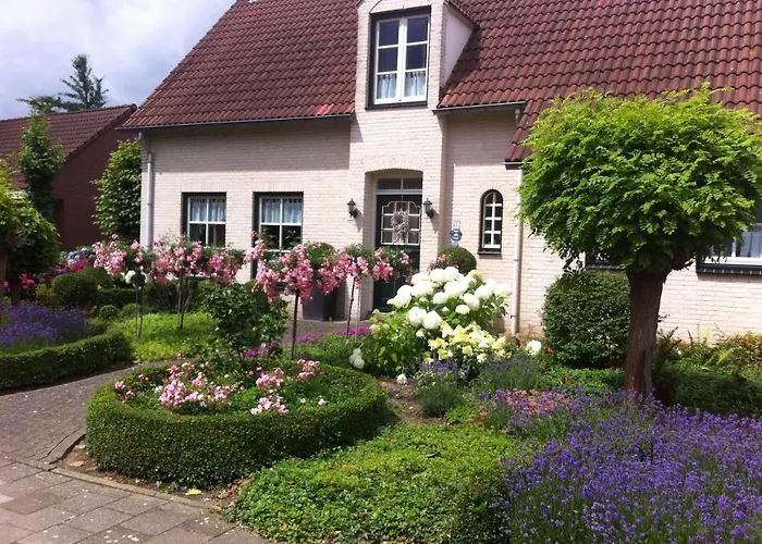 Or Nearby Roermond Outlet Stevensweert